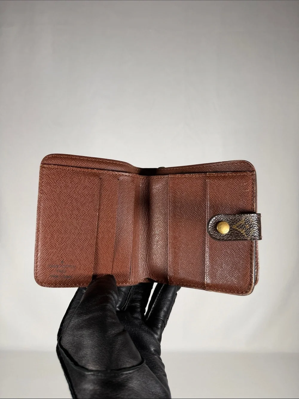 Authentic Louis Vuitton Monogram Compact Bifold Wallet
